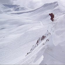 Skont litet drop in i sunbowl pa baksidan av harmo. Foto: Jeff Bartlett. &Aring;kare: Theodore Birkner.