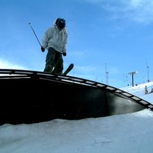 Nosepress, men fel vinkel. Foto: Joakim Agild. &Aring;kare: Simon Del&eacute;r.