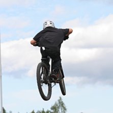 Foto: Viktor Bostr&ouml;m. &Aring;kare: Marcus Marklund.