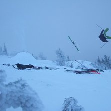 R&auml;tt clean bild,    Megn&eacute;r is near,      YOU, eh. Foto: Lee Myhr. &Aring;kare: Megn&eacute;r.