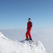 Foto: P W. &Aring;kare: Bragger man.