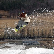 Micke g&ouml;r en snygg fs 360 med mycket slask sprut. Foto: Henrik Johansson. &Aring;kare: Micke Rydell.