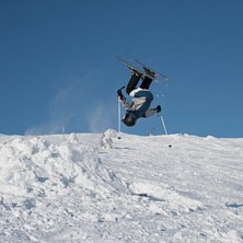 Backflip to Faceplant. Foto: Peter Hesse. &Aring;kare: Filip Hesse.