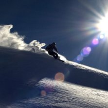 Knatte &auml;r ute och br&auml;nner.. Foto: www.johanhellman.com. &Aring;kare: Tobias Antefelt.