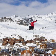 F&ouml;rs&ouml;kte hitta en intressant vinkel.... Foto: Gustaf Larsson.