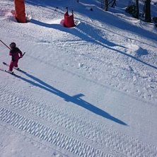 S&oslash;ndag - 9. April
Sola er p&aring; plass og vi &oslash;nsker.