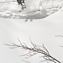 H&auml;rlig dag med massor av ny sn&ouml; i Happo One, Jap. Foto: David Clemensson. &Aring;kare: Alexander Thurban.