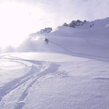 Riktigt kall o sk&ouml;n dag. Massor med nysn&ouml;.. Foto: Mikael Sandstr&ouml;m. &Aring;kare: Rozbeh.