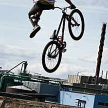 hopp. Foto: Anton Rundgren. &Aring;kare: Fredrik Persson.