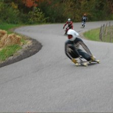 Ocks&aring; en bild p&aring; f&ouml;rstakurvan, dock s&aring; man ser. Foto: Ok&auml;nd Amerikan. &Aring;kare: Olle van Keppel.