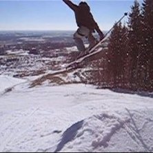 Jag g&ouml;r en kass saftygrab i BJ&amp;#039;t i Falk�. Foto: Martin Tapper. &Aring;kare: Sebastian Johasson.