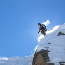 En dag i bl&aring;-himmelss&auml;nkan.... Foto: Michael Malmros. &Aring;kare: Martin Bengtsson.