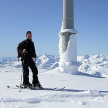 Ahhhh, finially at the top of S&aelig;tertinden, the hi. Foto: Olav Solberg. &Aring;kare: Olav Solberg.