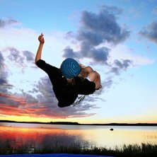 Foto: Erik. &Aring;kare: Johan.