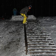 tr&auml; r&auml;cke och f&ouml;rsta sn&ouml;n!

www.tm8.blogg.se. Foto: Niklas J&ouml;nsson. &Aring;kare: Daniel J&ouml;nsson.
