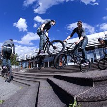 360 ner f&ouml;r en trappa. Foto: hugo ljungquist. &Aring;kare: teo ljungberg.