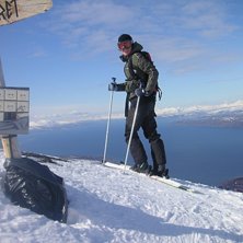 Ja det &auml;r ju inte dessa kontakter man skulle anv�. Foto: jim g&auml;fvert. &Aring;kare: Jenny Pirard.