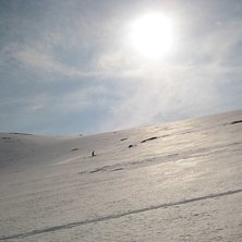 Stora &ouml;ppna ytor p&aring; ryfj&auml;lls baksida. Foto: David Als&eacute;n. &Aring;kare: Robin Malm.
