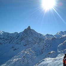 en bild fr&aring;n ett berg i Les Trois Vall&eacute;es....var. Foto: Olle Svensson. &Aring;kare: ok&auml;nd.