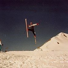 &Aring;kare: Micke &Ouml;hman.