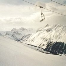 Foto: Mikael J&ouml;nsson. &Aring;kare: ok&auml;nd.