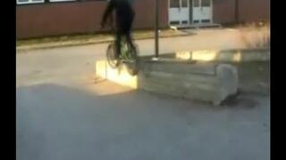feeble grind