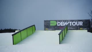 Gus Kenworthy går igenom slopestylebanan