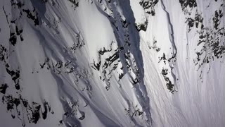 Trailer: Far Away