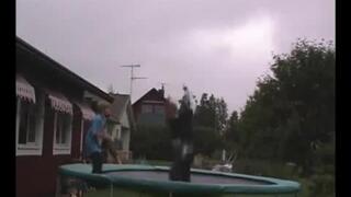 marcus hahn gör ngt random trick