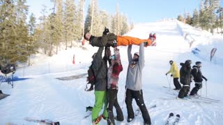 Julius och Björn testar skidtest teaser