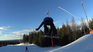 Terje Håkonsen kör snowskate