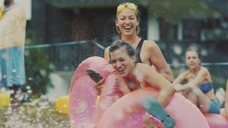 Europas längsta uppblåsbara vattenrutschbana