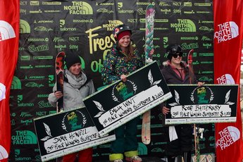 Dara Howell, Emilia Wint och Rose Battersby