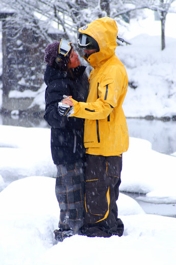 Finns det något mer romantiskt än skidåkning?