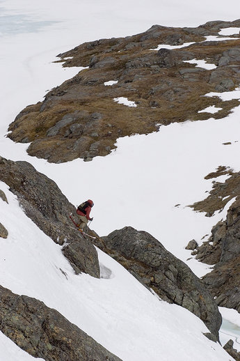 Wille Lindberg på väg mot mål efter att ha kört Insteget.