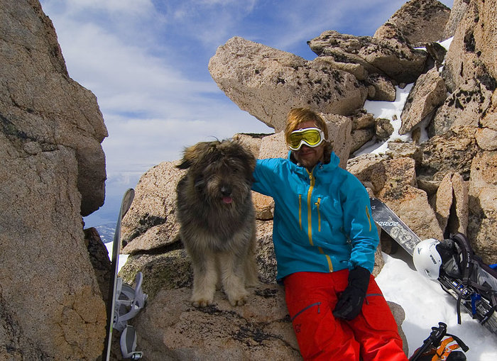 Daniel med sin nya kompis Madrides, Madrides till vänster och Daniel till höger.