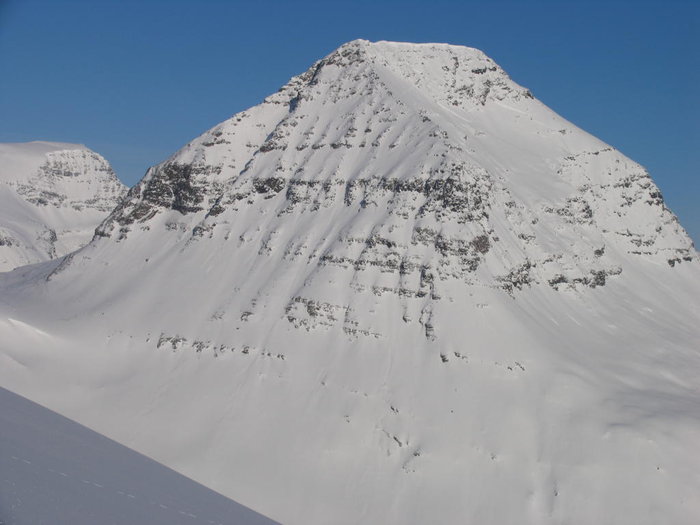 Lilla Russetinden, tävlingens huvudberg.