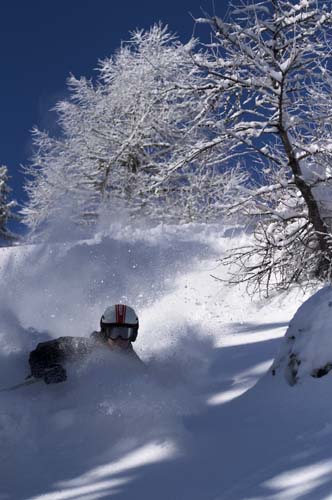 Fredrik Andersson kryssar djupt I det sköna pudret.