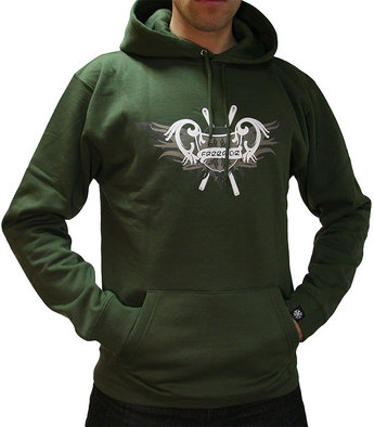 Freerideskölden 'Shield' finns för både tjejer och killar som huvtröja och t-shirt.