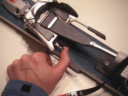 Ett enkelt handgrepp låser och låser upp turläget.