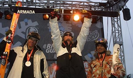 Peter Olenick (Silver), Tanner Hall (Guld) och Jon Olsson (Brons)