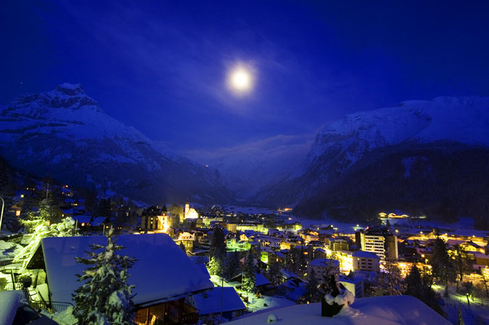 Engelberg by night.