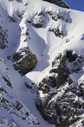 Johan Jonsson tar en mer ovanlig väg ner i Surzli.