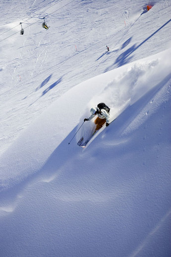 Marja Persson gör rätt och prioriterar puder före pist.