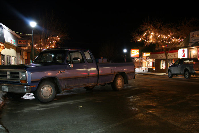 Downtown Golden, fredag kväll, högsäsong.