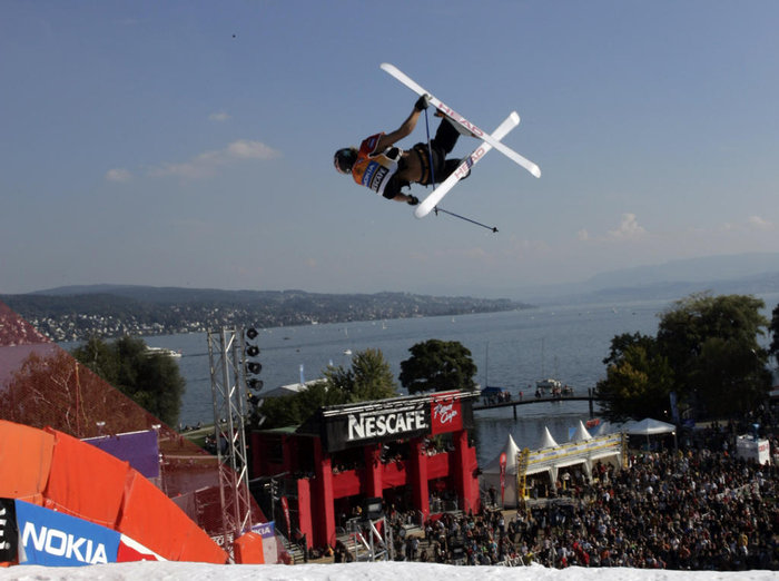 Andrepristagaren Jon Olsson från Freestyle.ch 2006.