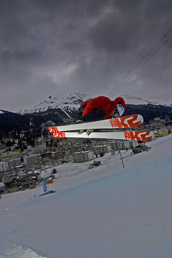 Patrick testar Davos “citypipe”. Inte alla städer har en sådan.