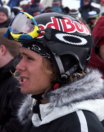 Vad vill Jon Olsson säga med den här minen?