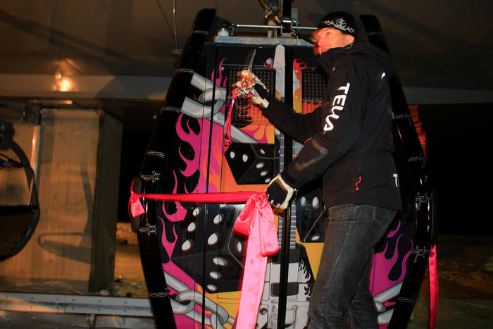 Telias Göran Hellgren förklarar Rockgondolen invigd.