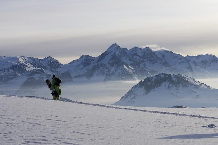 Xavier De La Rue hikade, körde och vann brädklassen.